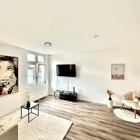 Wohnen Deluxe Mit Pfaenderblick Apartment Bregenz Exterior photo